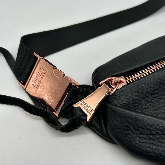 Aimee Kestenberg Milan Black Leather Fanny Pack Belt Bag Rose Gold Hardware - Picture 2 of 8